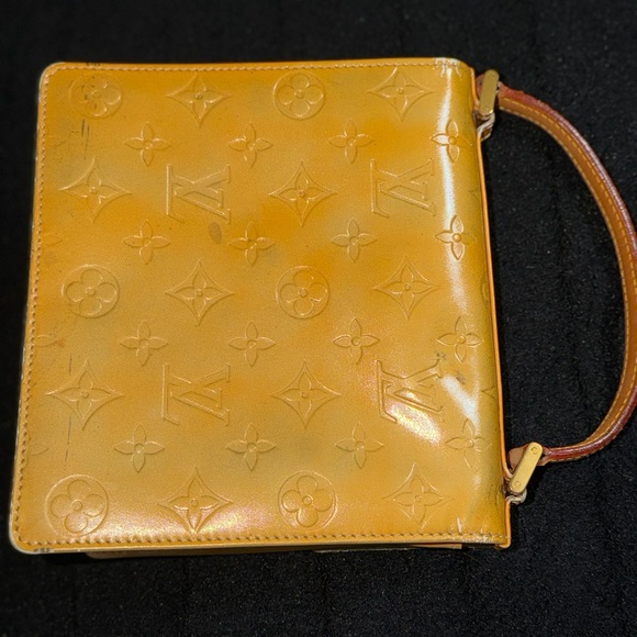 Louis Vuitton Yellow Monogram Vernis Satchel with Top Handle - Picture 3 of 13